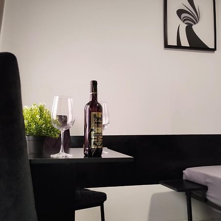 Vilapicina Rooms Barcelona Bagian luar foto