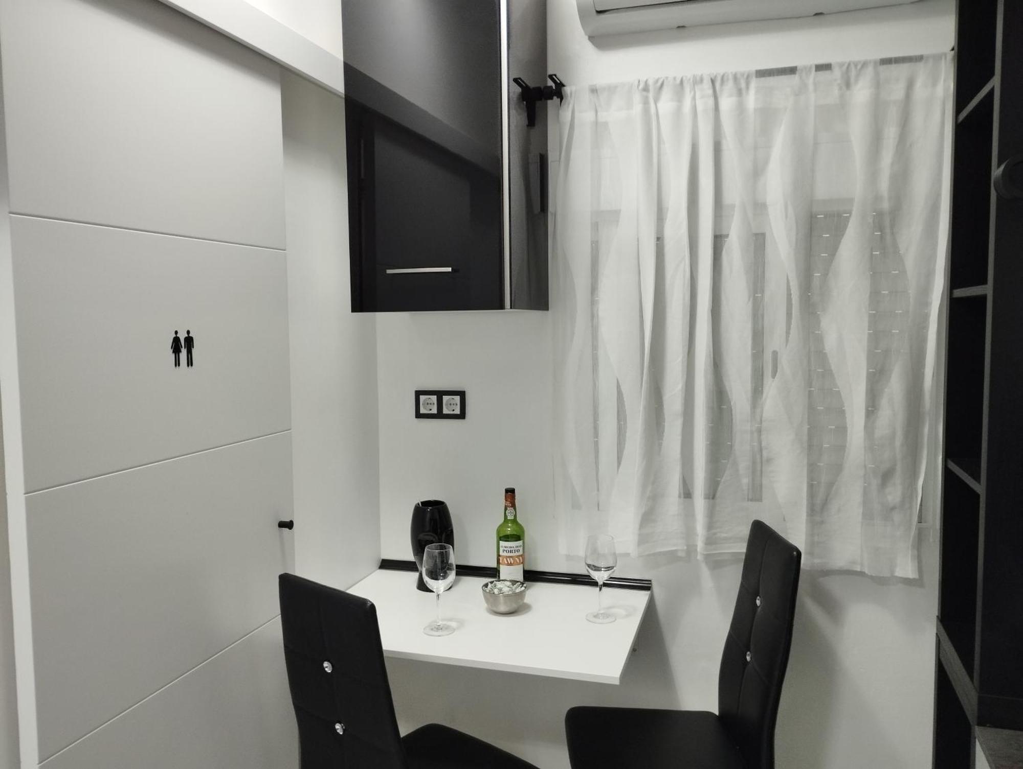 Vilapicina Rooms Barcelona Bagian luar foto