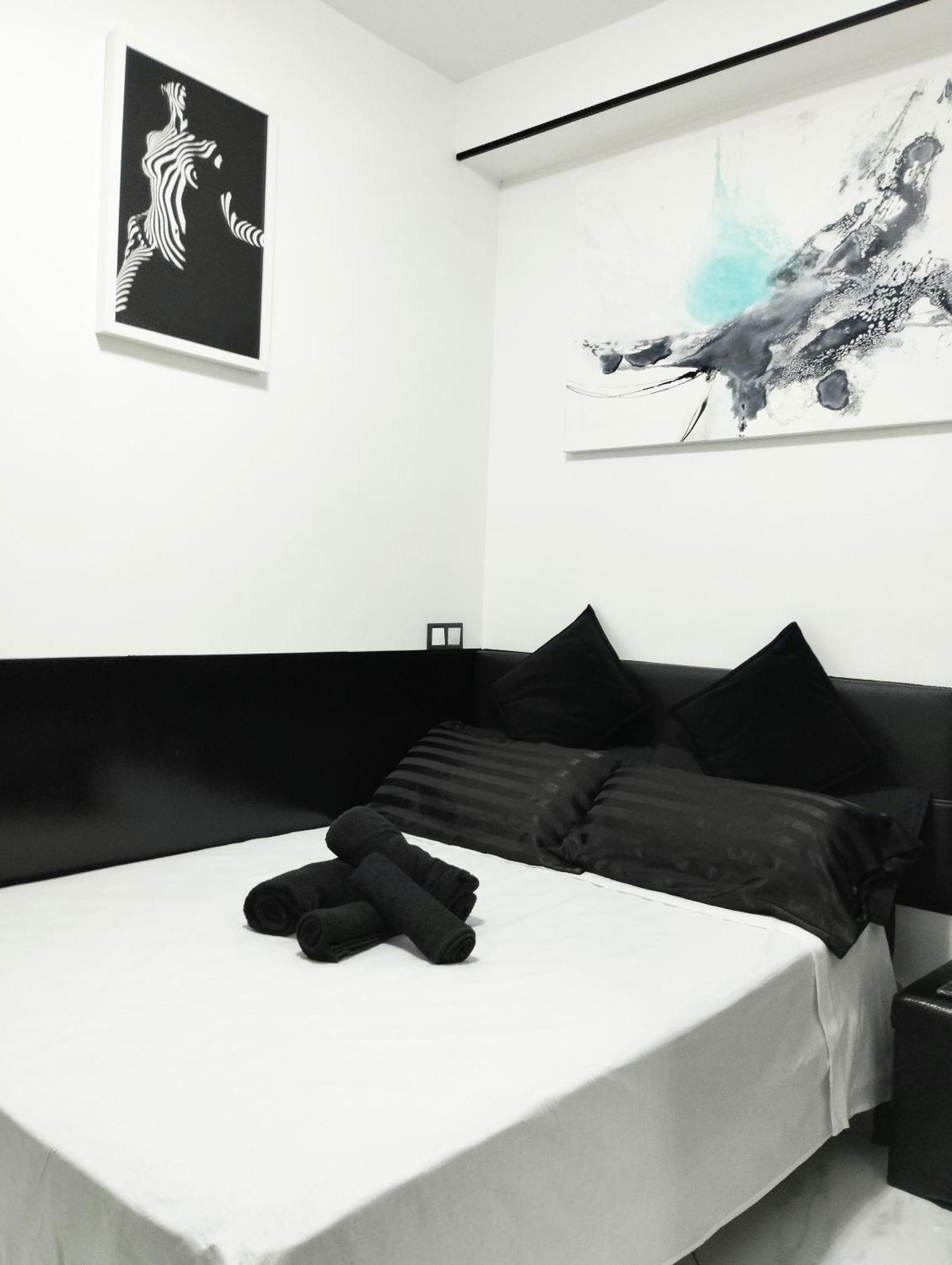 Vilapicina Rooms Barcelona Bagian luar foto