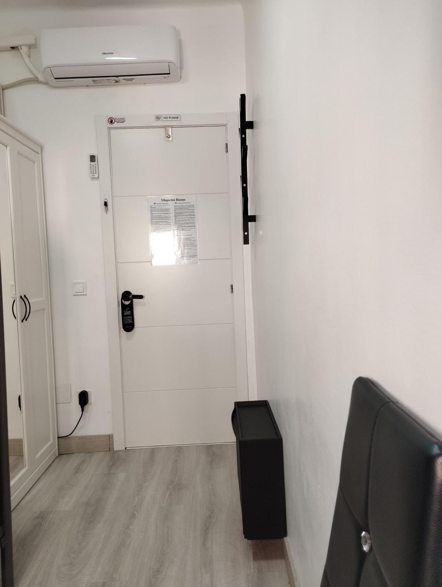 Vilapicina Rooms Barcelona Bagian luar foto