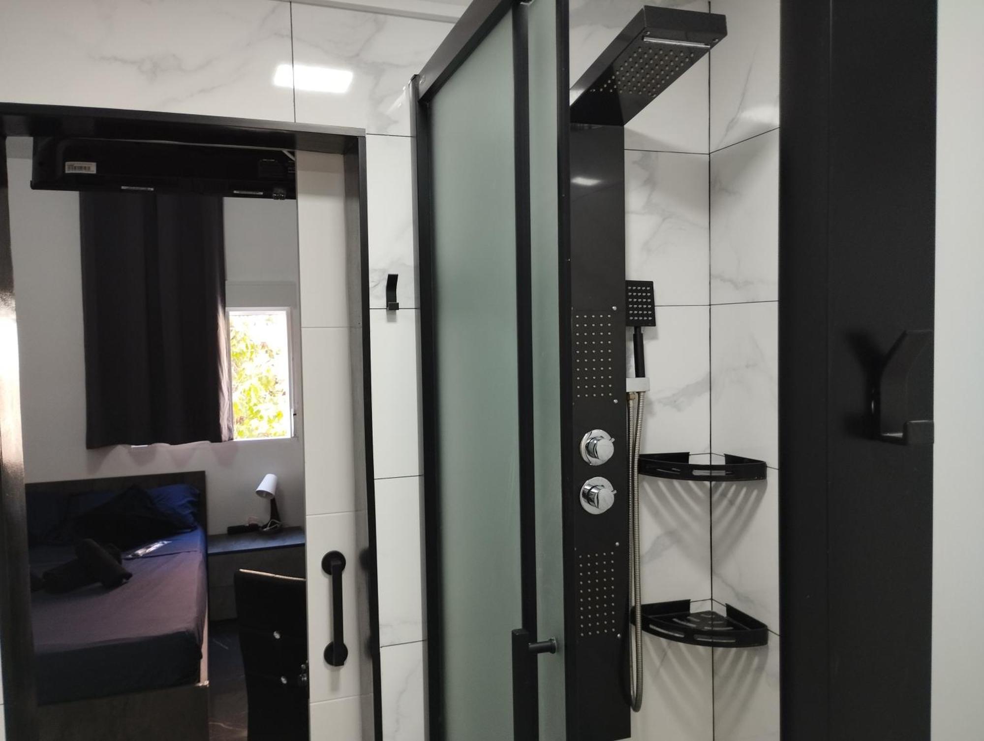 Vilapicina Rooms Barcelona Bagian luar foto